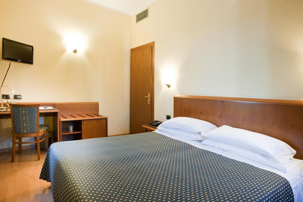 Hotel Gardenia Verona Eksteriør billede